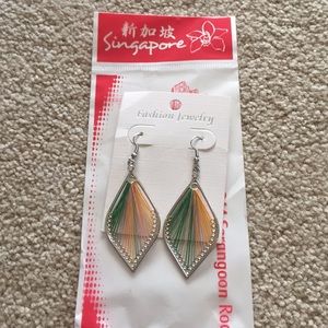 Drop earrings